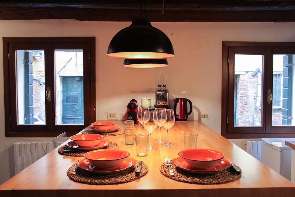 Erbe Canal View Private House Ferienhaus *